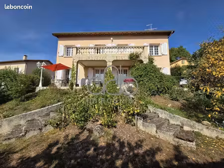 villa 7 pièces 170 m²