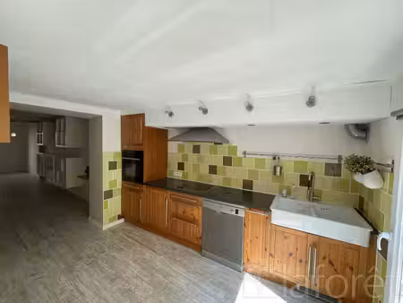maison pelissanne 5 pièce(s) 105 m2