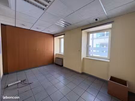 local commercial 289 m²