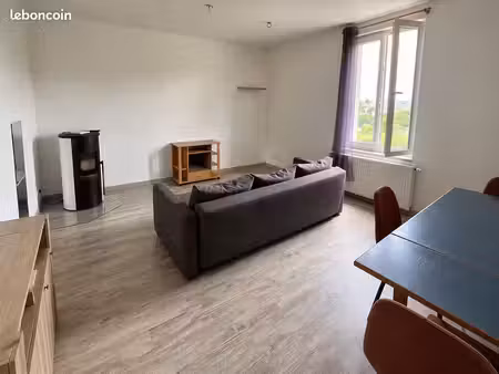 hayange – t3 55 46 m² carrez | cour privative 19 m² | cave  grenier  jardin et parking