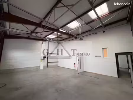 local industriel 140 m²