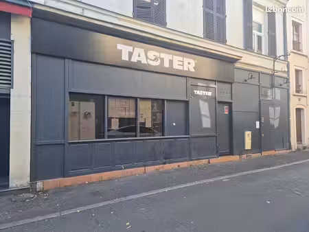local 153 m² angers