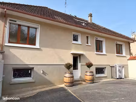 maison de village - 170 m² avec dépendances