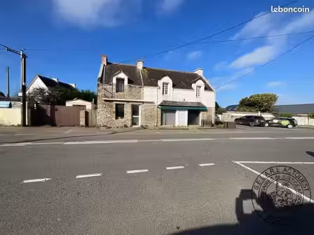 vente aux enchères d'une maison d'habitation