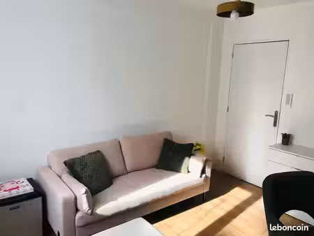 bureau paramédical meublé de 11 m² – reims  quartier luton – 500 tcc/mois