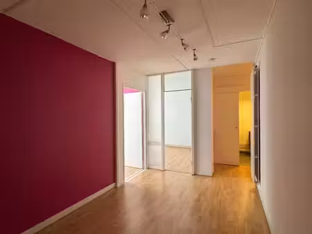 bureaux 59 m² reims