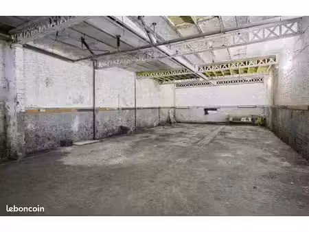 entrepôt 230 m² à louer roubaix (hommelet) ruelle sécurisée