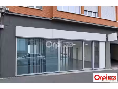 local commercial 126 m²