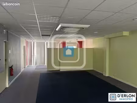 local commercial 97 m²