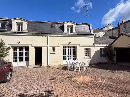 ? maison meublée 106 m² – 3 chambres  garage  cour et jardin – centre de saumur