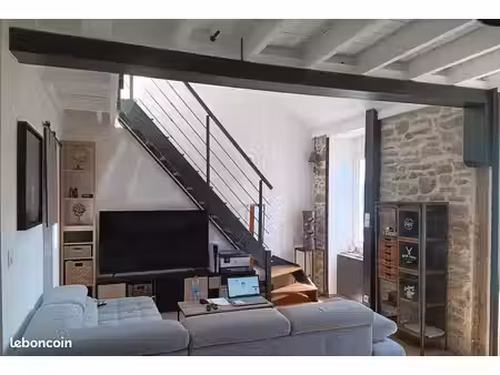 appartement t3 entièrement rénové 89m² au sol 62m² carrez