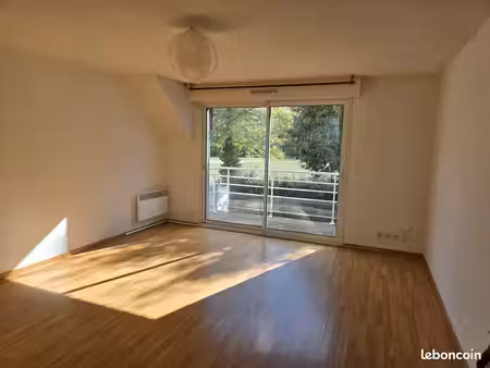 appartement 62 m2 avec garage sur séné poulfanc
