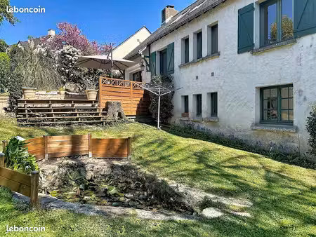 grande maison dans le bourg de st herblain