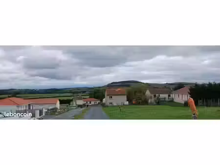 terrain à bâtir de 600 m² à combronde (63)