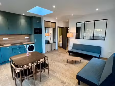 appartement récent avec grande terrasse et parking privatif