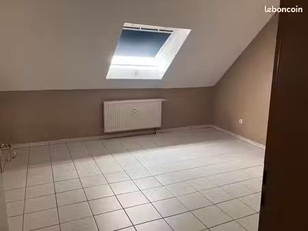 loue f5 spacieux et calme  en duplex  au centre de puttelange-aux-lacs