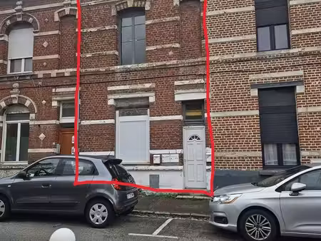 immeuble de rapport à douai – 4 appartements + 1 logement à rénover – forte rentabilité pr