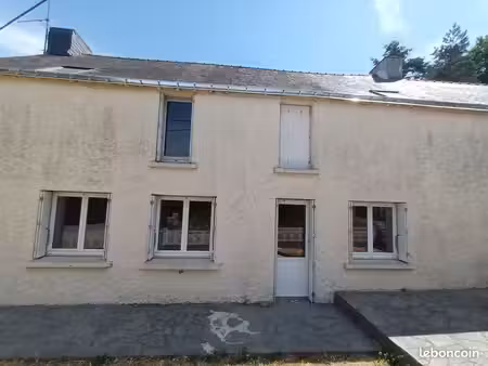 location d’un studio en rdc avec terrasse