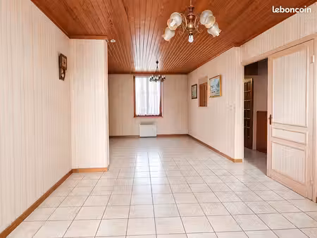 maison 3 pièces 90 m²