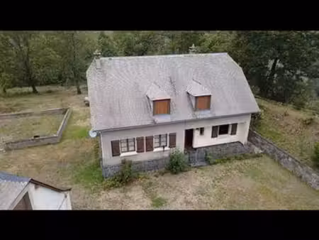 rare ensemble immobilier sur 1 4 hectare vallée d’azun