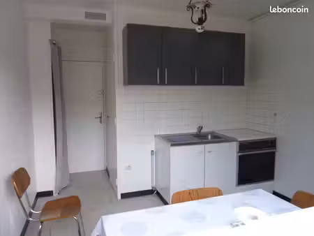 appartement f2 plain pied avec garage