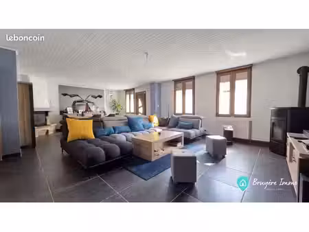 maison 5 pièces 201 m²