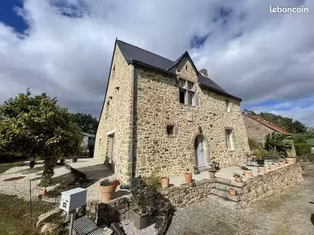 maison 7 pièces 136 m²