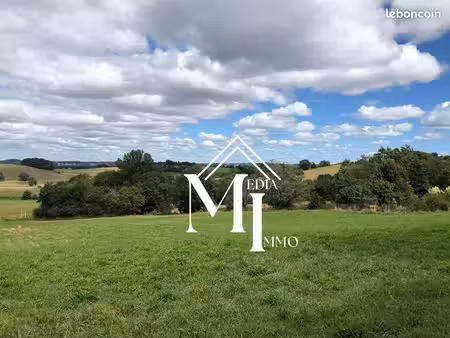 terrain 2 000 m² doazon