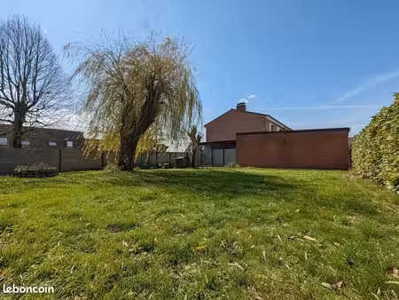 maison 4 pièces 85 m²