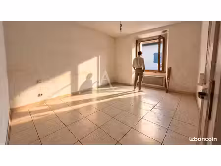 appartement 3 pièces 50 m²
