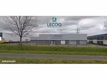 bâtiment commercial / d'activité – laval