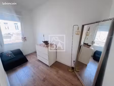 immeuble 3 pièces 37 m²