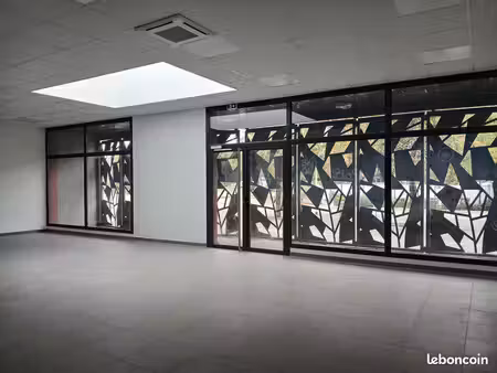 local commercial