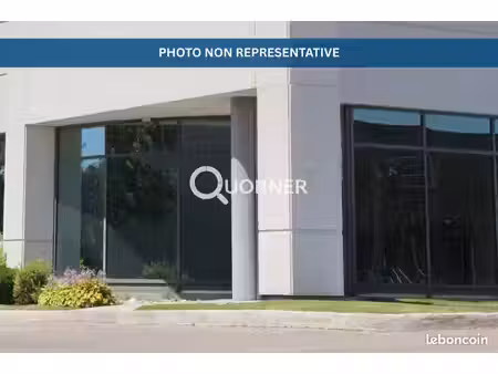 murs commerciaux 2540 m² nevers