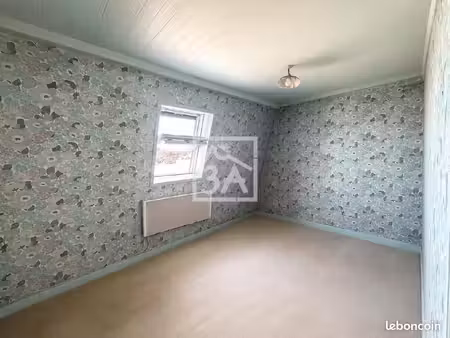 maison 6 pièces 80 m²