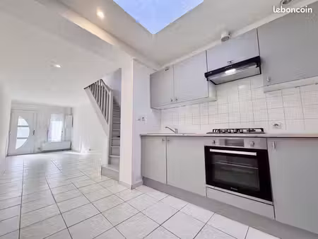 maison 4 pièces 60 m²