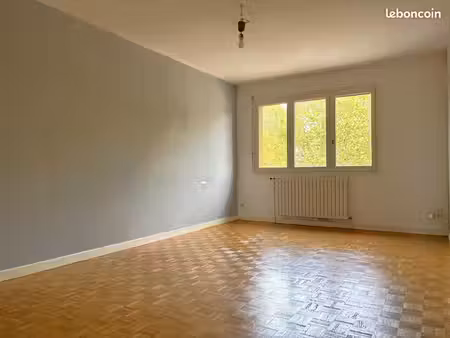 appartement 3 pièces 82 m²