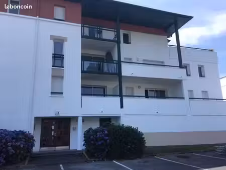 très beau t2 à ciboure – calme  luminosité et douceur de vivre au pays basque
