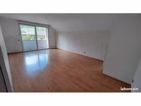 gex - appartement 3 pièces 65m²