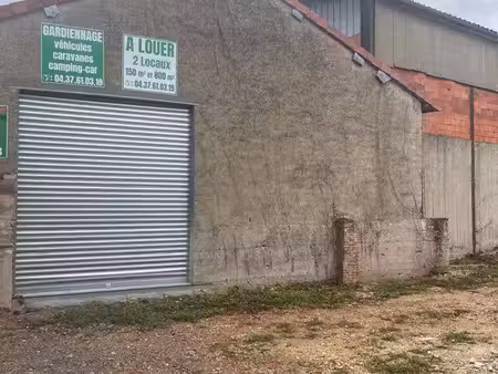 location hangar
