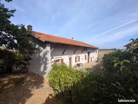 ferme 3 pièces 100 m²