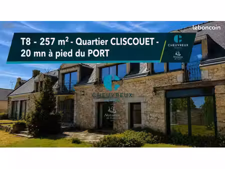 divers vannes (56000)
