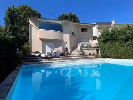 maison avec piscine