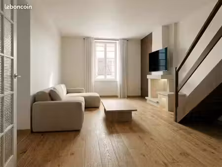 a louer t3 duplex 69m²– hypercentre pont du château – traversant est-ouest