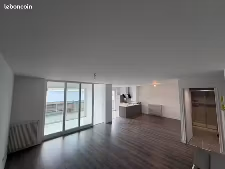 t3 102 m² avec terrasse  véranda  cave et 2 parkings – romagnat