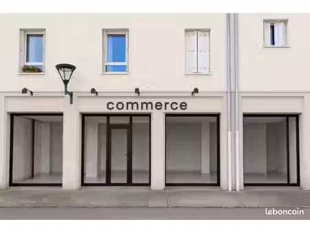 local commercial saint-herblain quartier tillay