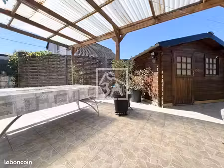 maison 6 pièces 102 m²