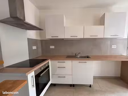 petite maison mitoyenne