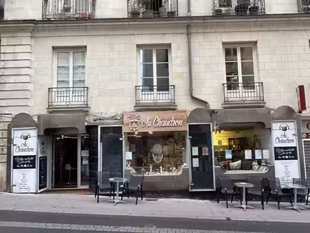 fonds de commerce boutique ésotérique et salon de thé  centre de nantes  70 m2
