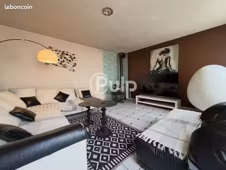 maison 7 pièces 187 m²
